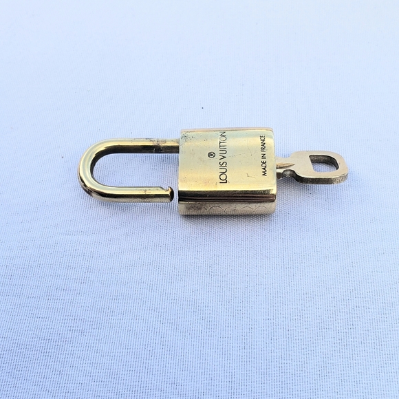 Authentic Louis Vuitton Padlock and Lock Key Gold - Picture 5 of 9